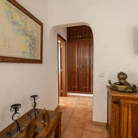 Gil Apartment